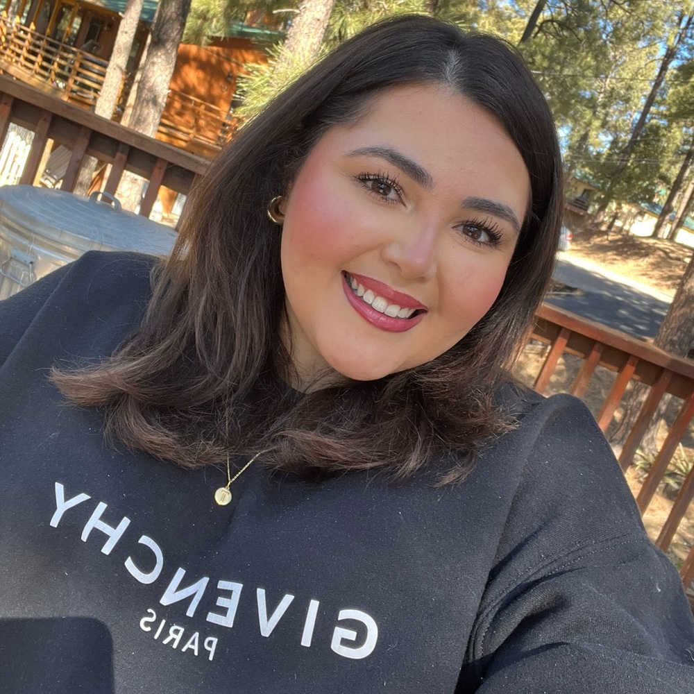 Meet your Posher, Tara